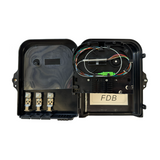 Caja terminal montada en pared de 8 núcleos material ABS color negro. Incluye adatpadores SC APC - Fibralink