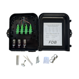 Caja terminal montada en pared de 8 núcleos material ABS color negro. Incluye adatpadores SC APC - Fibralink