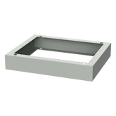Base de Piso (Zocalo) de Aluminio para Gabinetes ComLine OSP de Medidas 700x600 mm, Color Gris