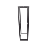 Rack de Cuatro Postes Estándar de 19", Rieles Numerados y Roscados #12-24, Profundidad Máxima de 30 in, 45 Unidades de Rack, Color Negro