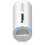 UniFi Dream Router 5G Max Cloud Gateway de Escritorio con Módem 5G Integrado, WiFi 7 Tri-Banda, Switch de 3 Puertos 2.5 GbE con (1) Puerto PoE, WAN (1) 2.5 GbE y (1) 10G SFP+